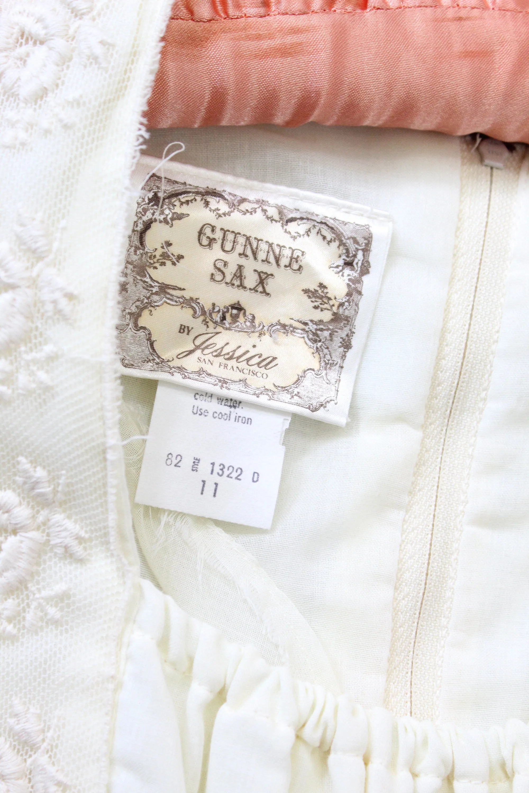 1970s GUNNE SAX peasant maxi wedding dress xs | new fall
