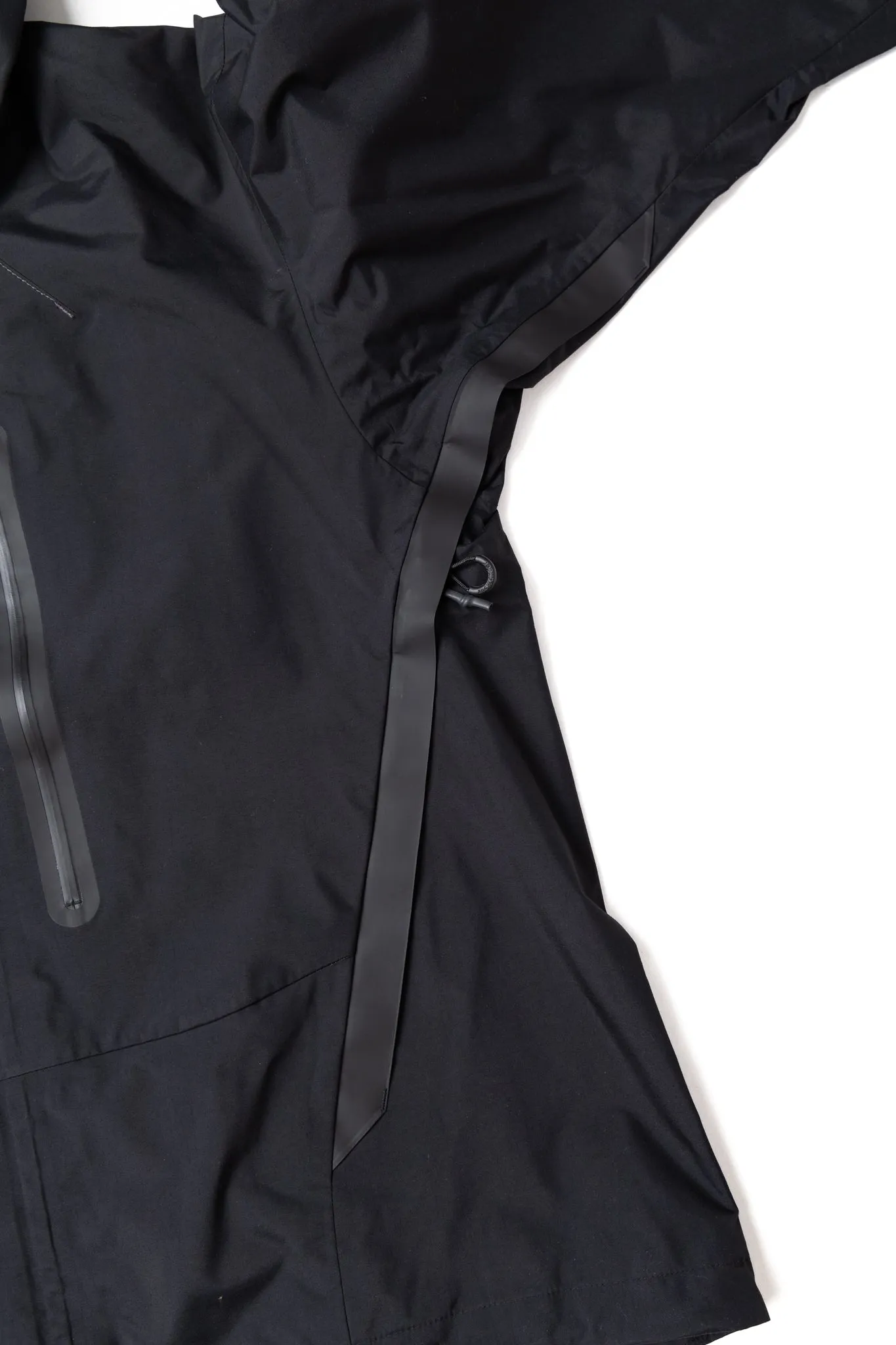 2.5L Hiker Rain Jacket - Black