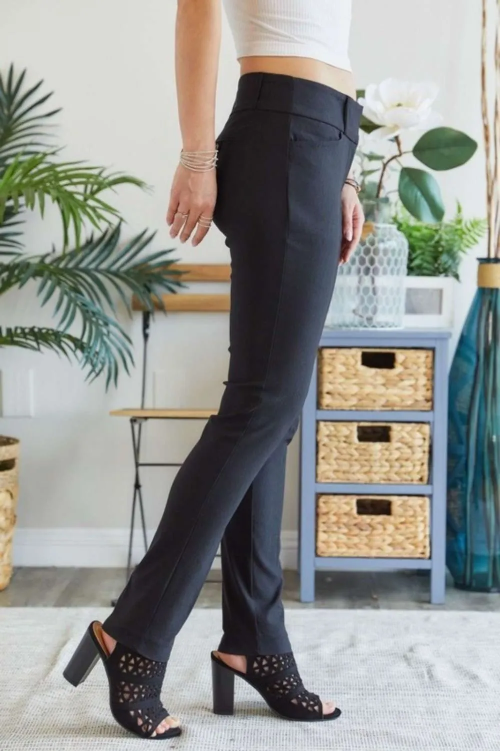 ADORA Mid Rise Skinny Pants S-L