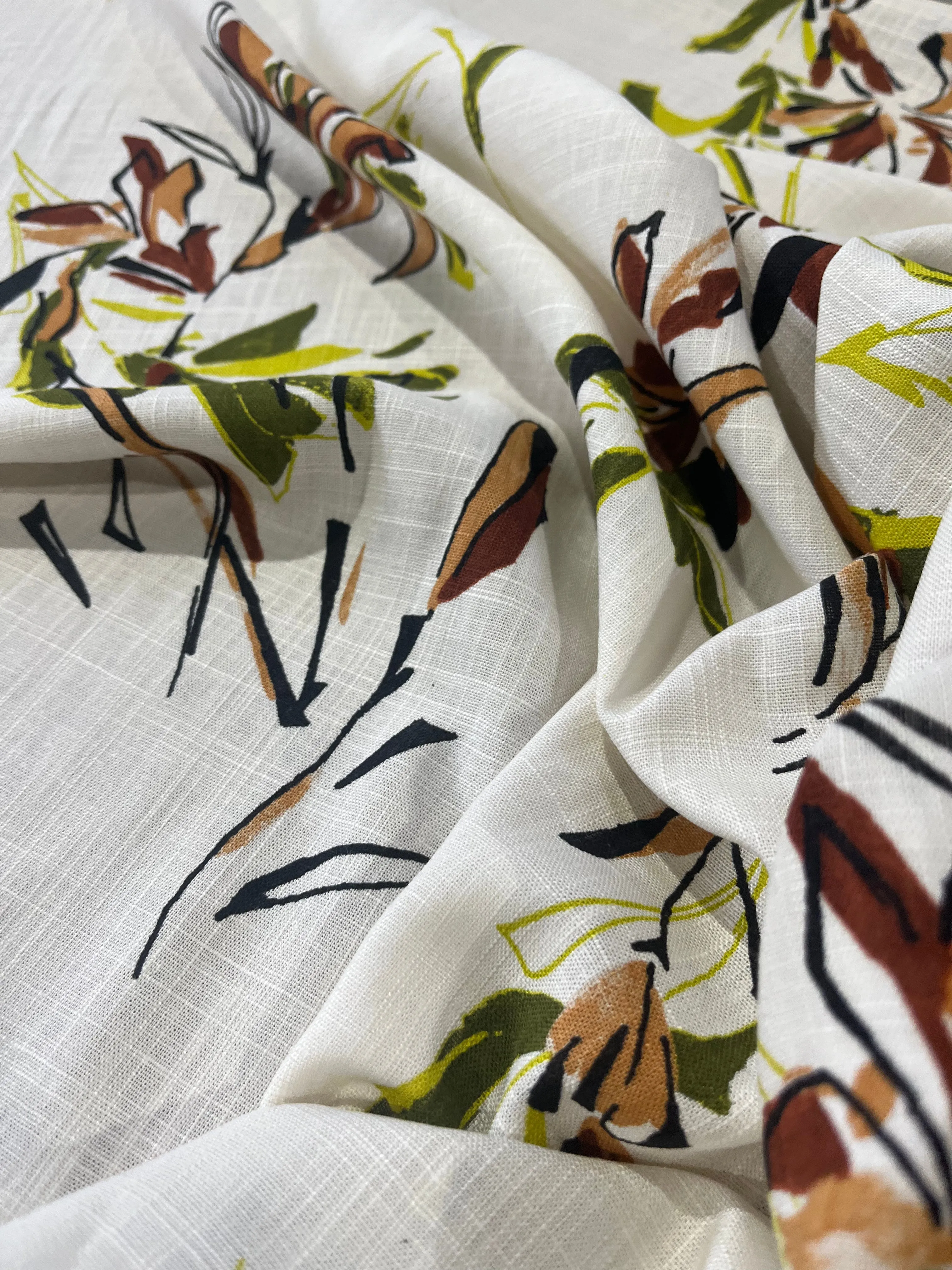 B01 viscose linen khaky/green flowers