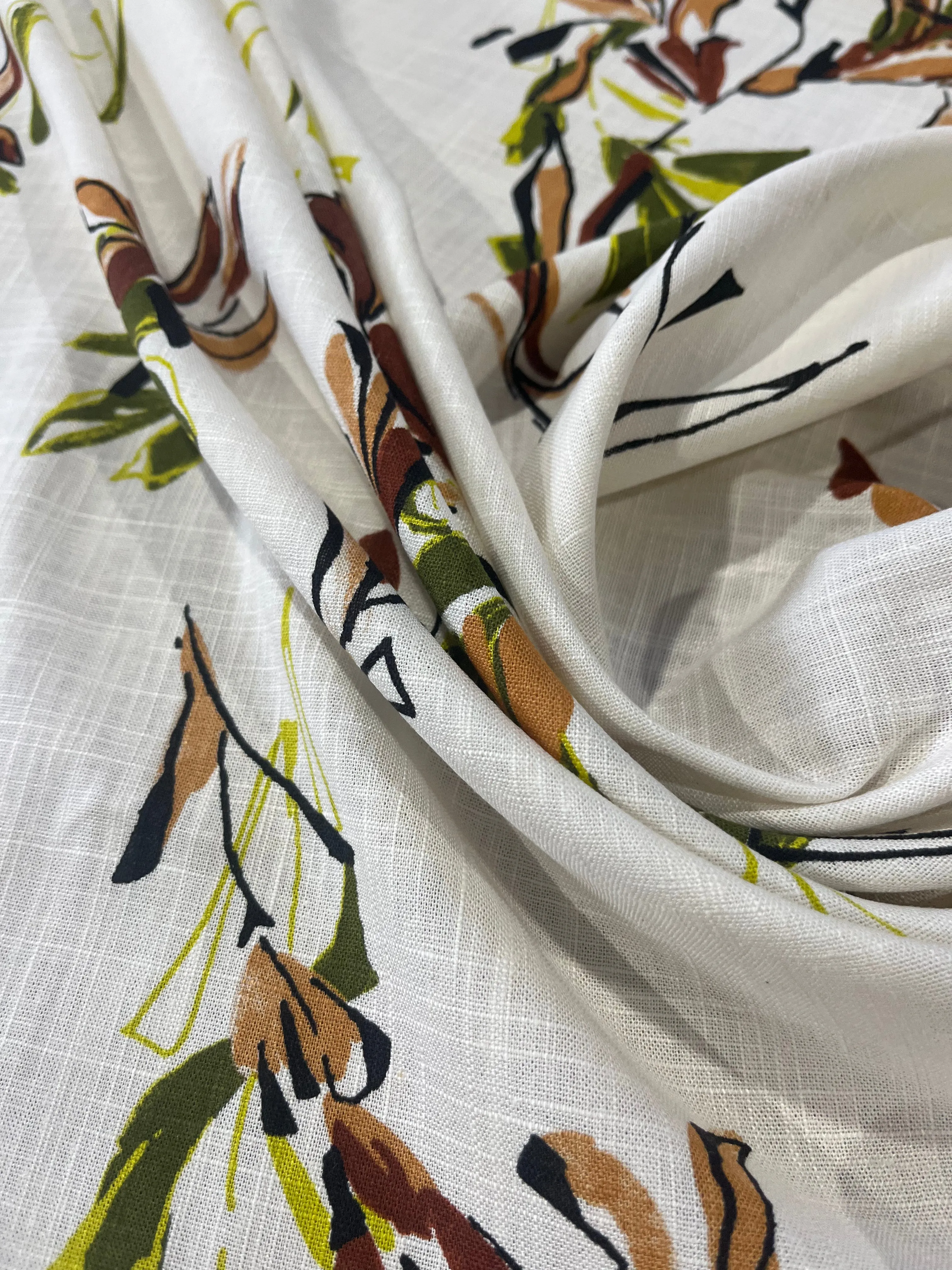 B01 viscose linen khaky/green flowers