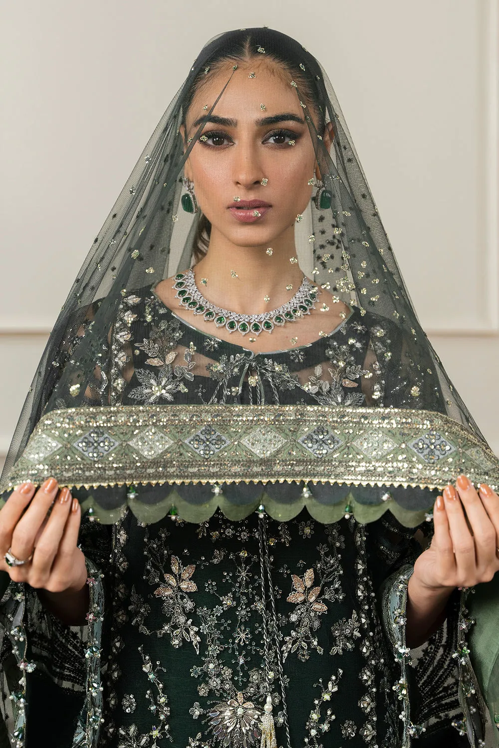 BAROQUE | Chantelle 2024 - EMBROIDERED NET CH12-05