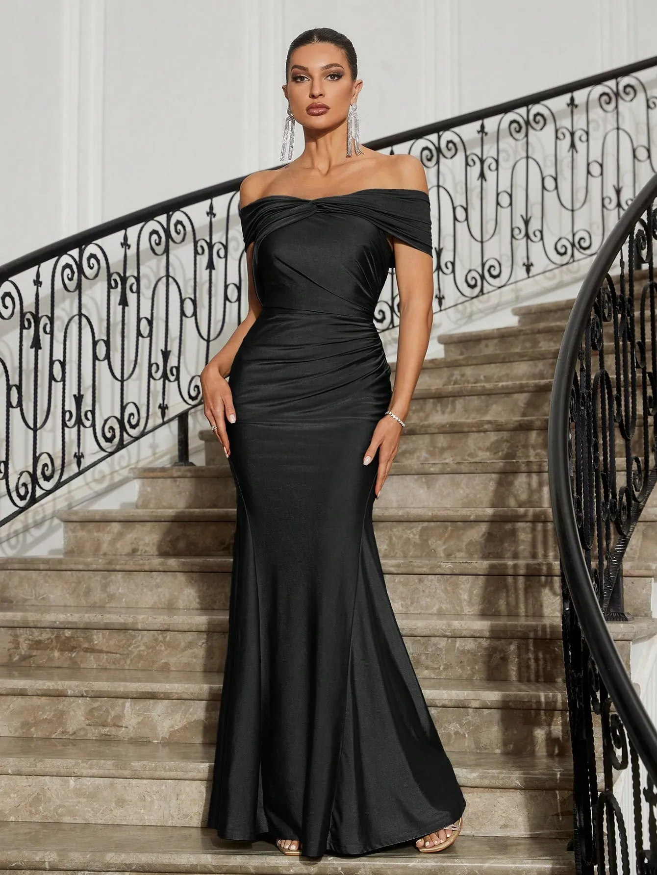 Belle Twisted Design, Fish Tail Hem, Irregular Neckline Women Formal Evening Dresses (Heavy-Duty)