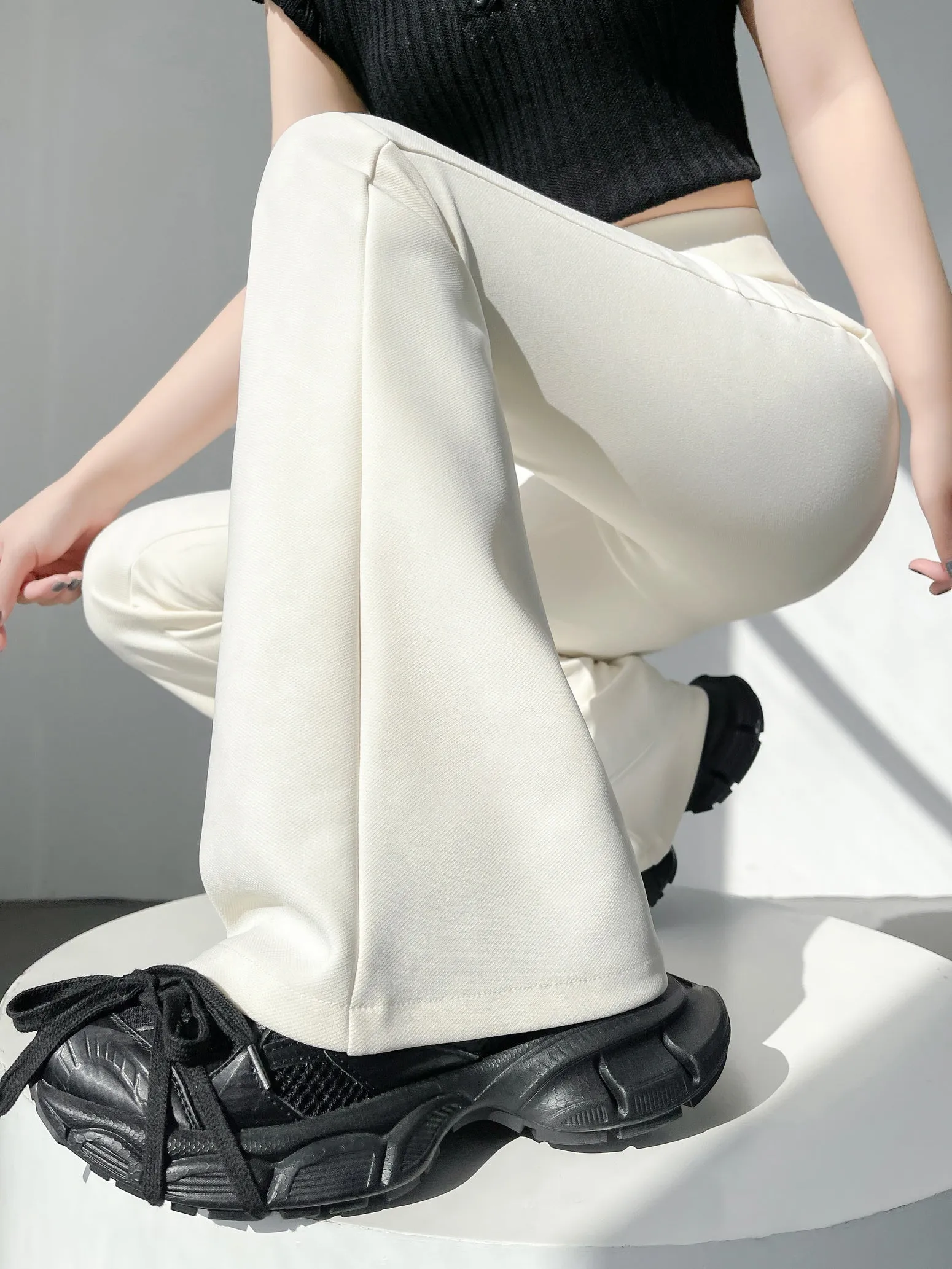 Breathable and Comfortable Flared Leg Trousers for Women