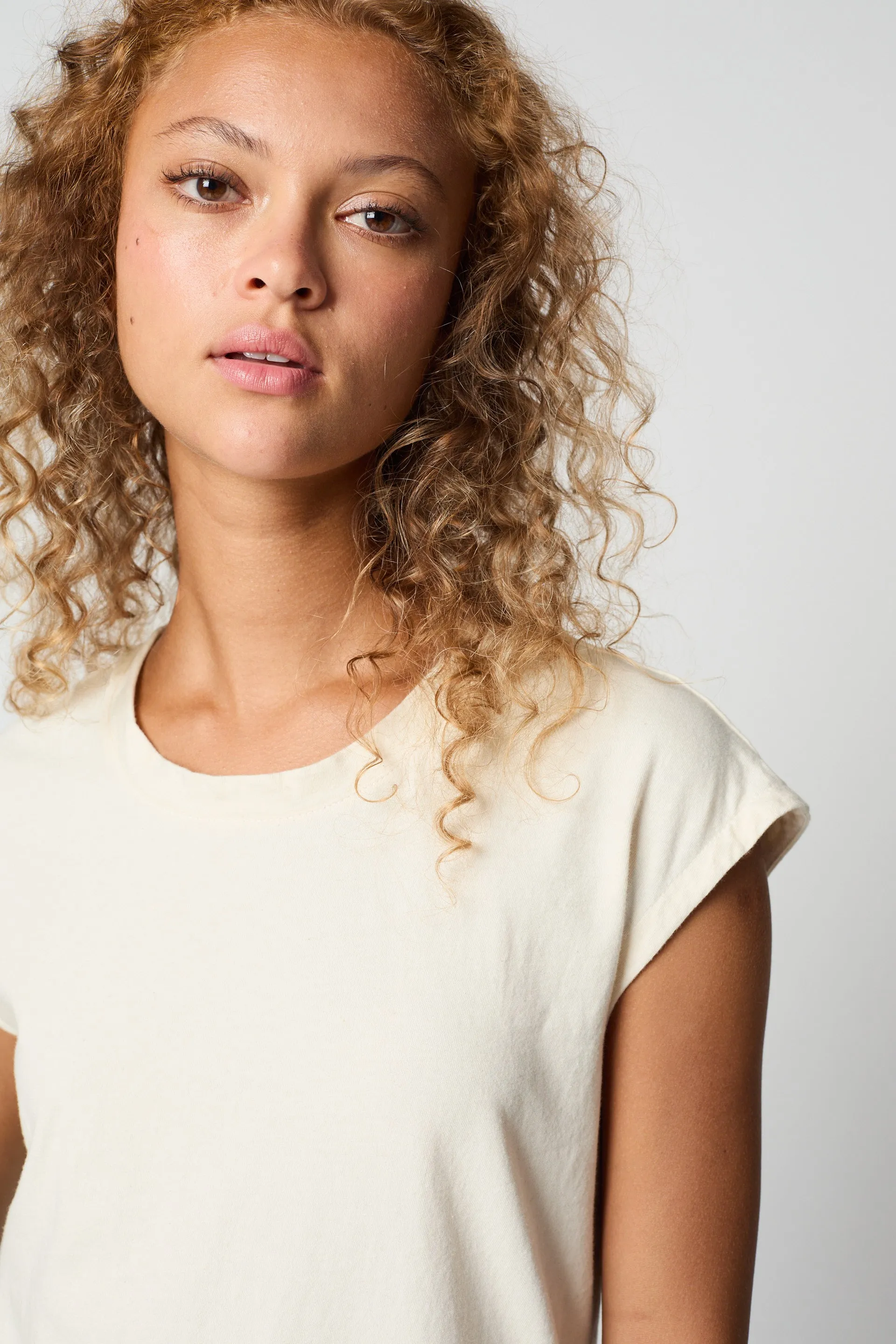 CAP SLEEVE TEE