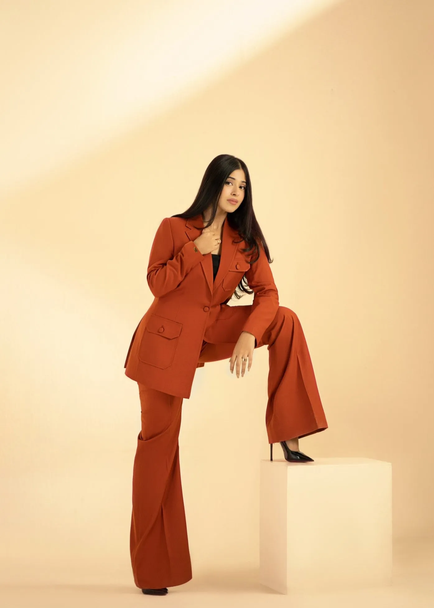 Cinnamon - Front Pocket Suit