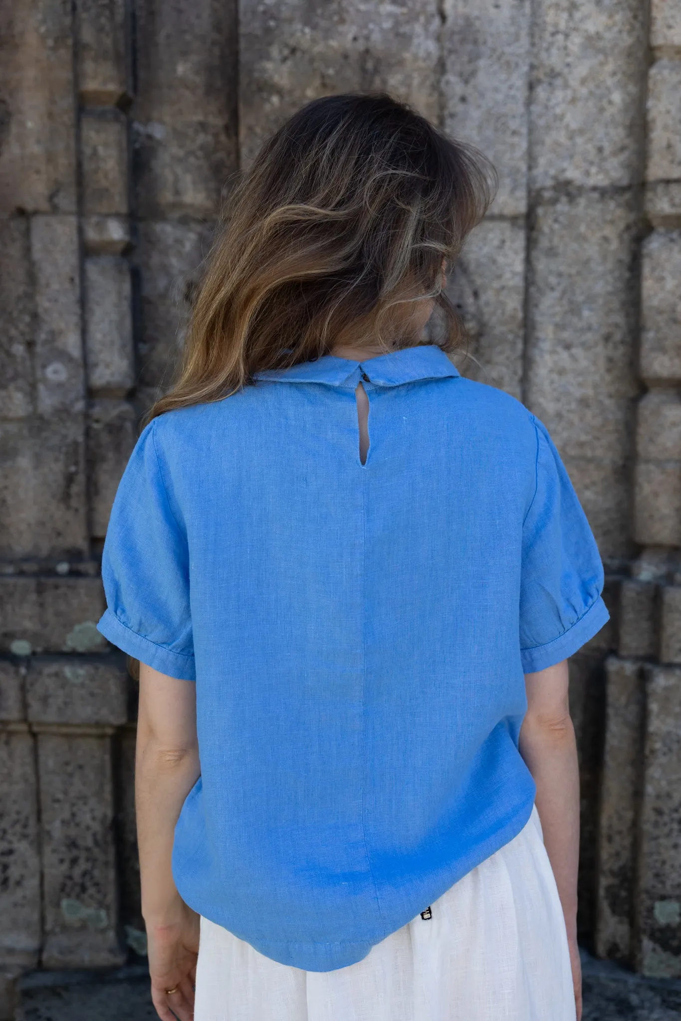 Clara - Linen Blouse in Azure