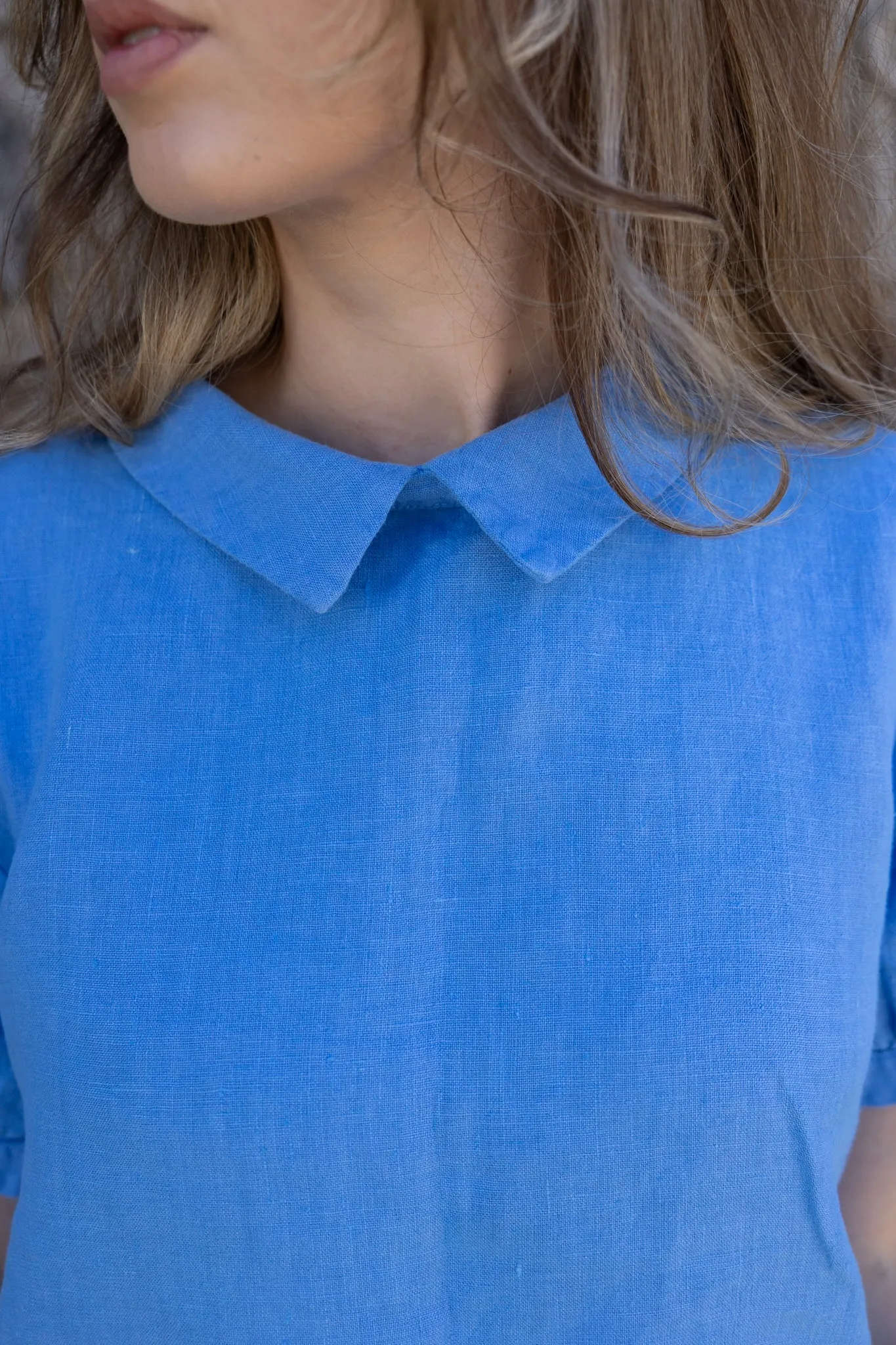 Clara - Linen Blouse in Azure