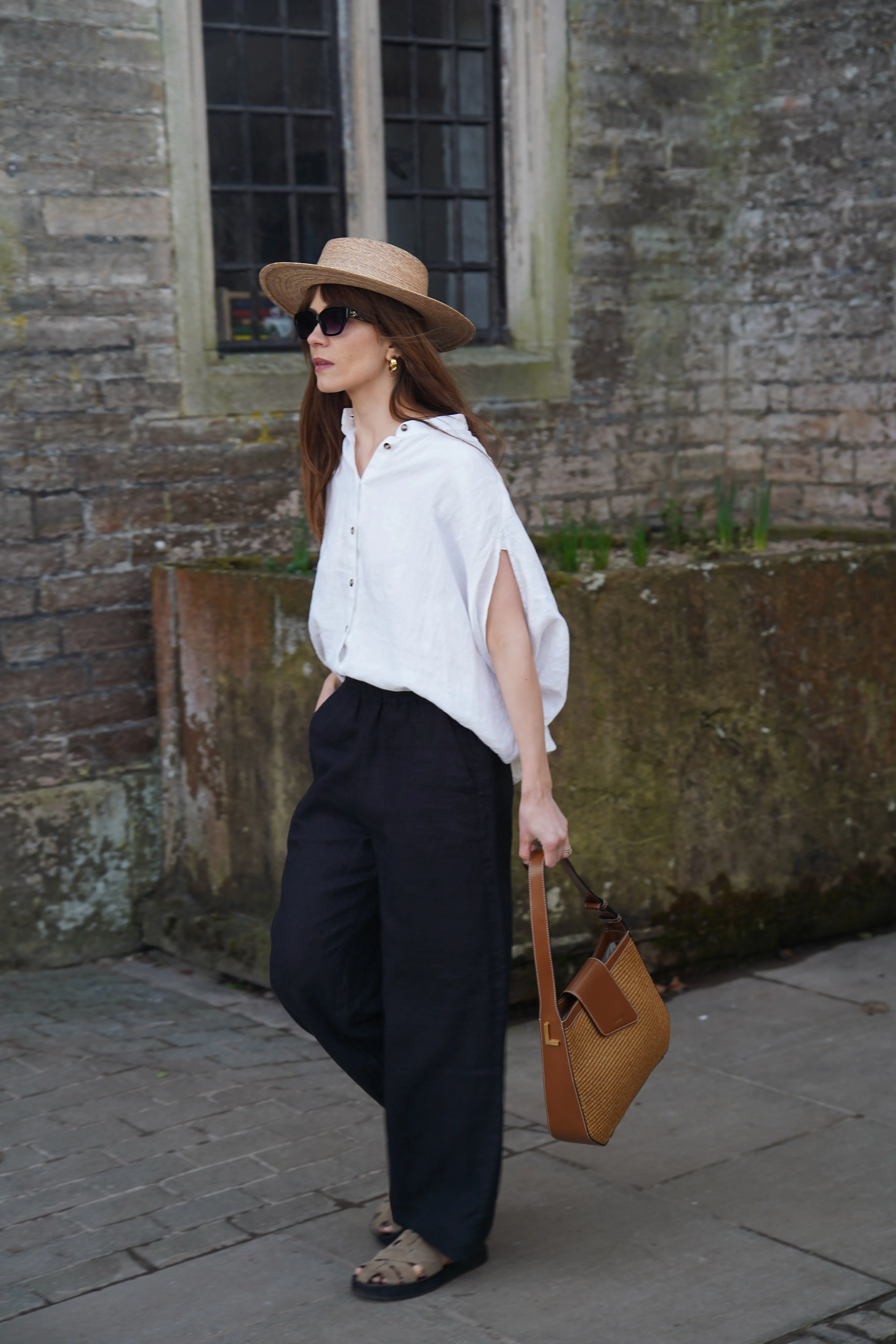 Dalia - Linen Shirt in White