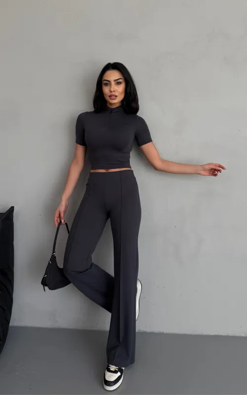Degree Pants