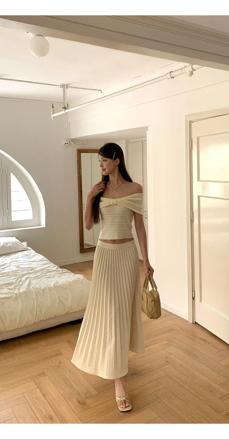 drape pleated skirt