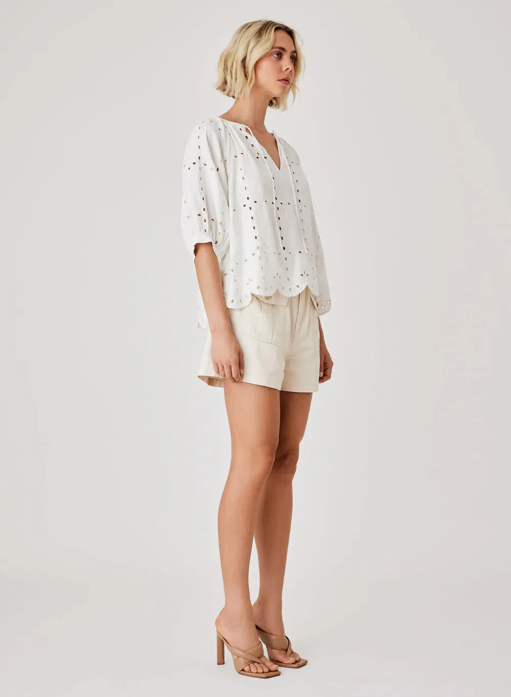 Esmaee White Haven Blouse | White