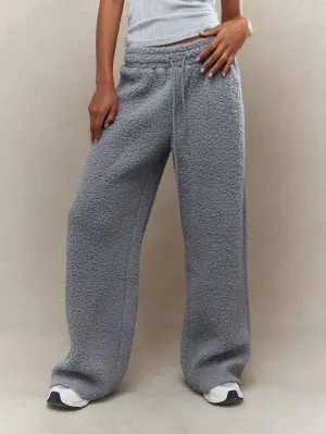 Fleece Flared Hem Sweatpants – Comfy & Stylish