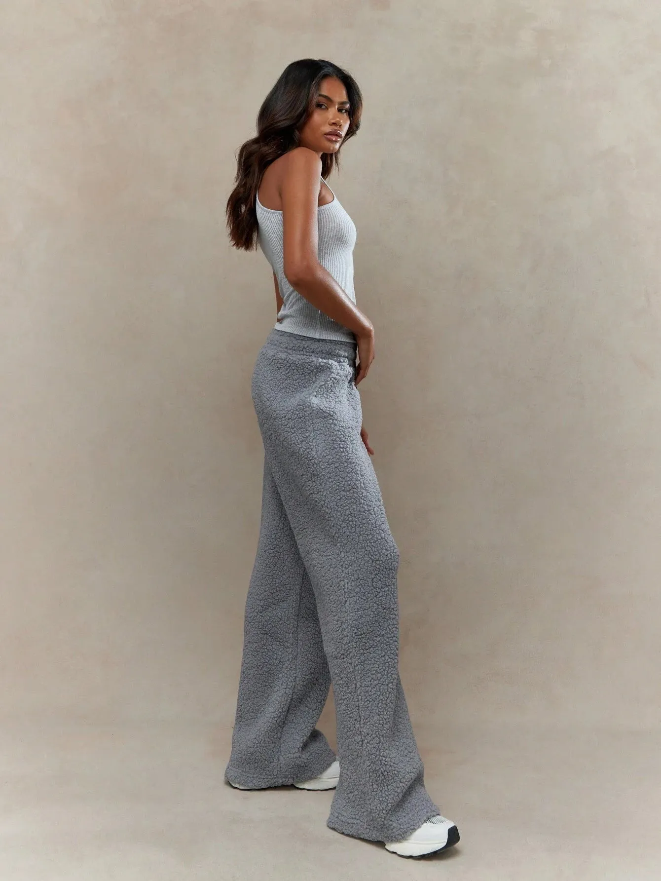 Fleece Flared Hem Sweatpants – Comfy & Stylish