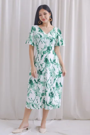 Izzy Leafy Padded Twist Back Midi Dress In Green