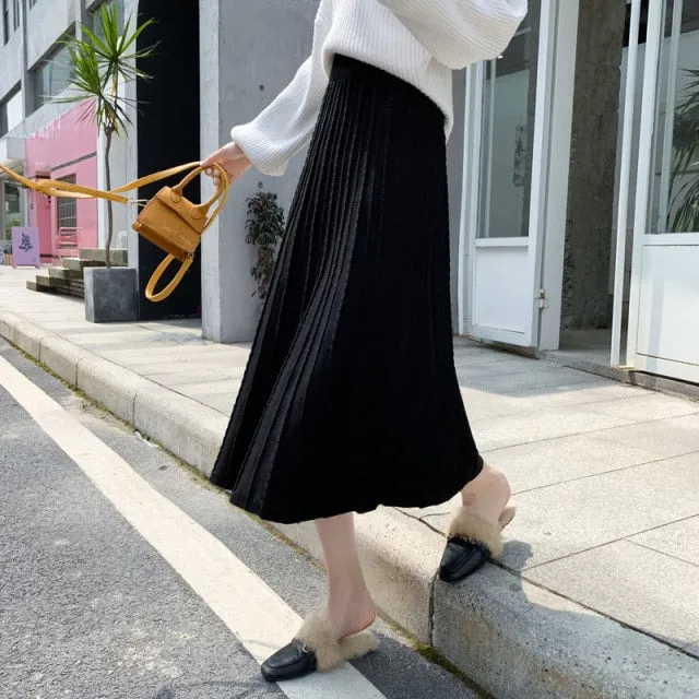 Japanese Casual Plaid Pleated Flowy Midi Skirt