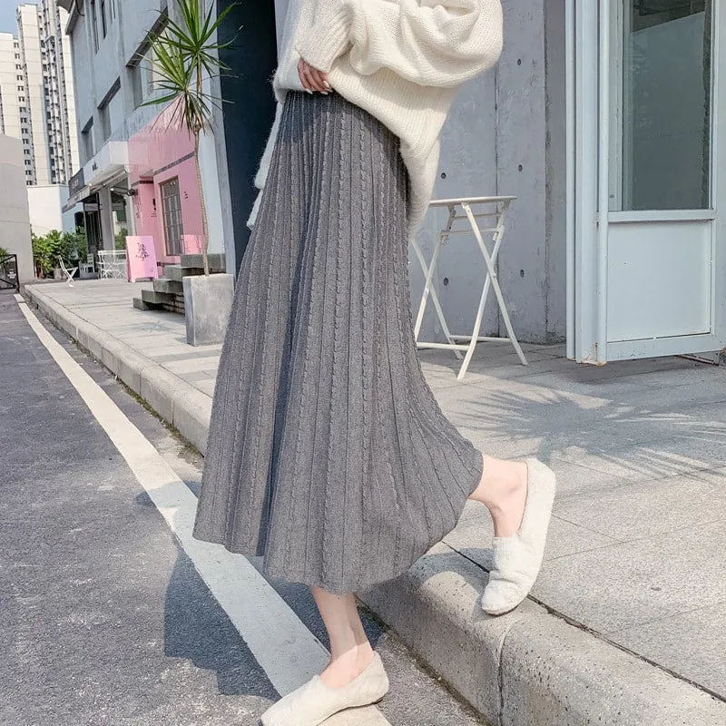 Japanese Casual Plaid Pleated Flowy Midi Skirt