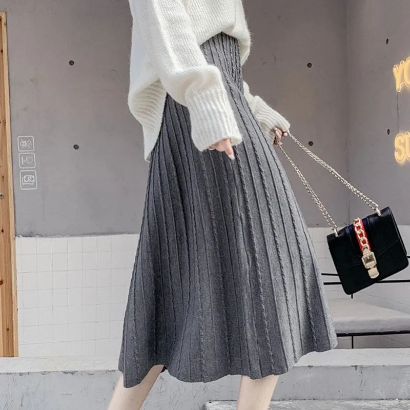 Japanese Casual Plaid Pleated Flowy Midi Skirt