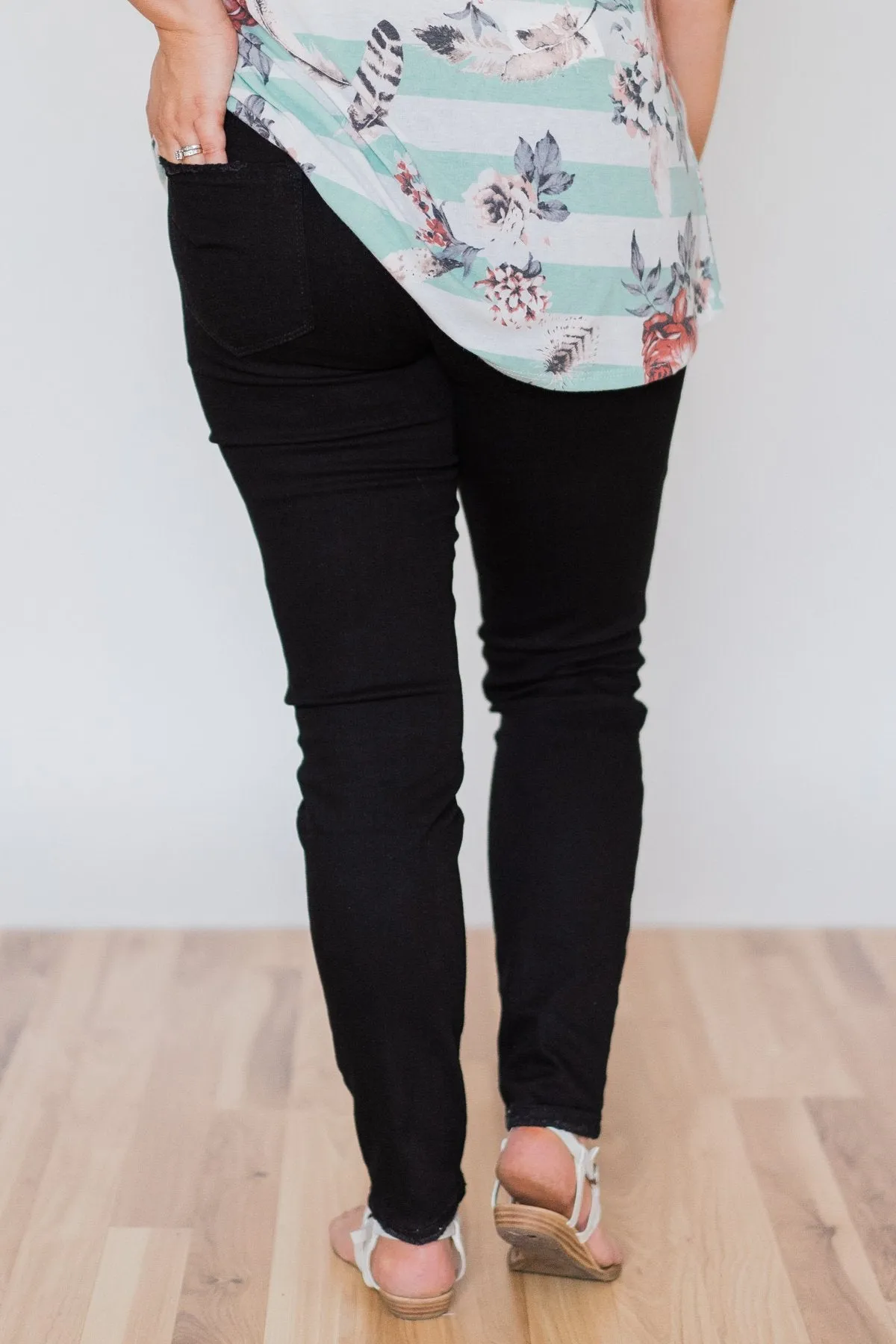 Kan Can Black Distressed Skinny Jeans