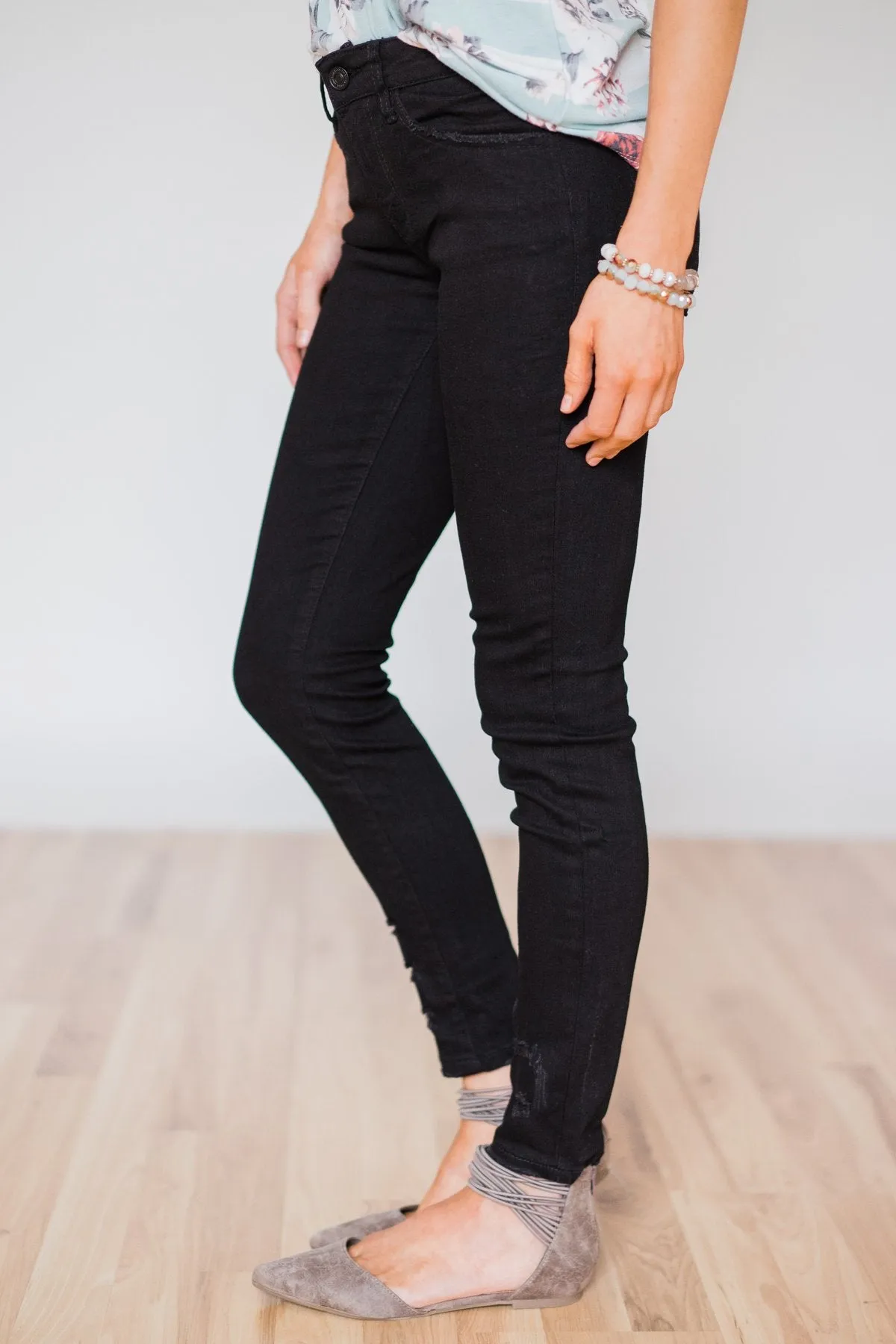 Kan Can Black Distressed Skinny Jeans