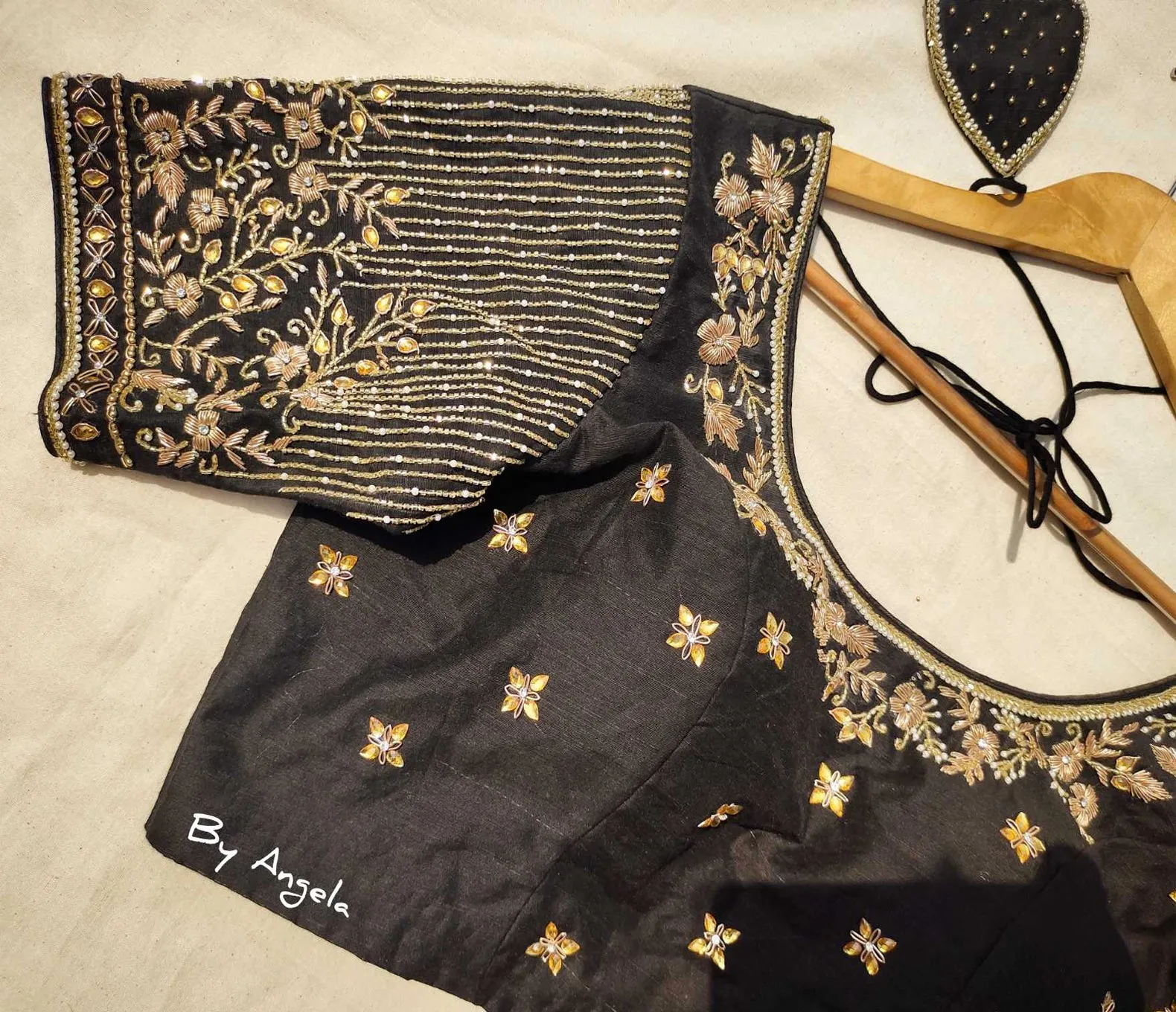 Kundan Floral Jaal Embroidered Blouse - Black