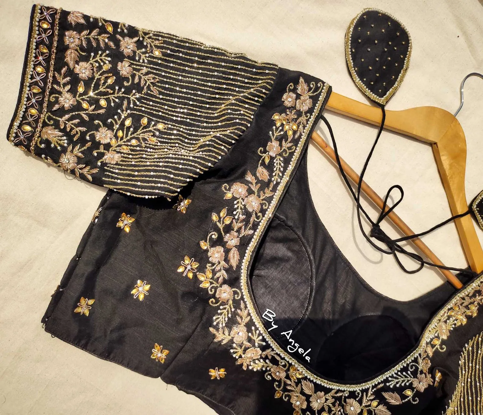 Kundan Floral Jaal Embroidered Blouse - Black