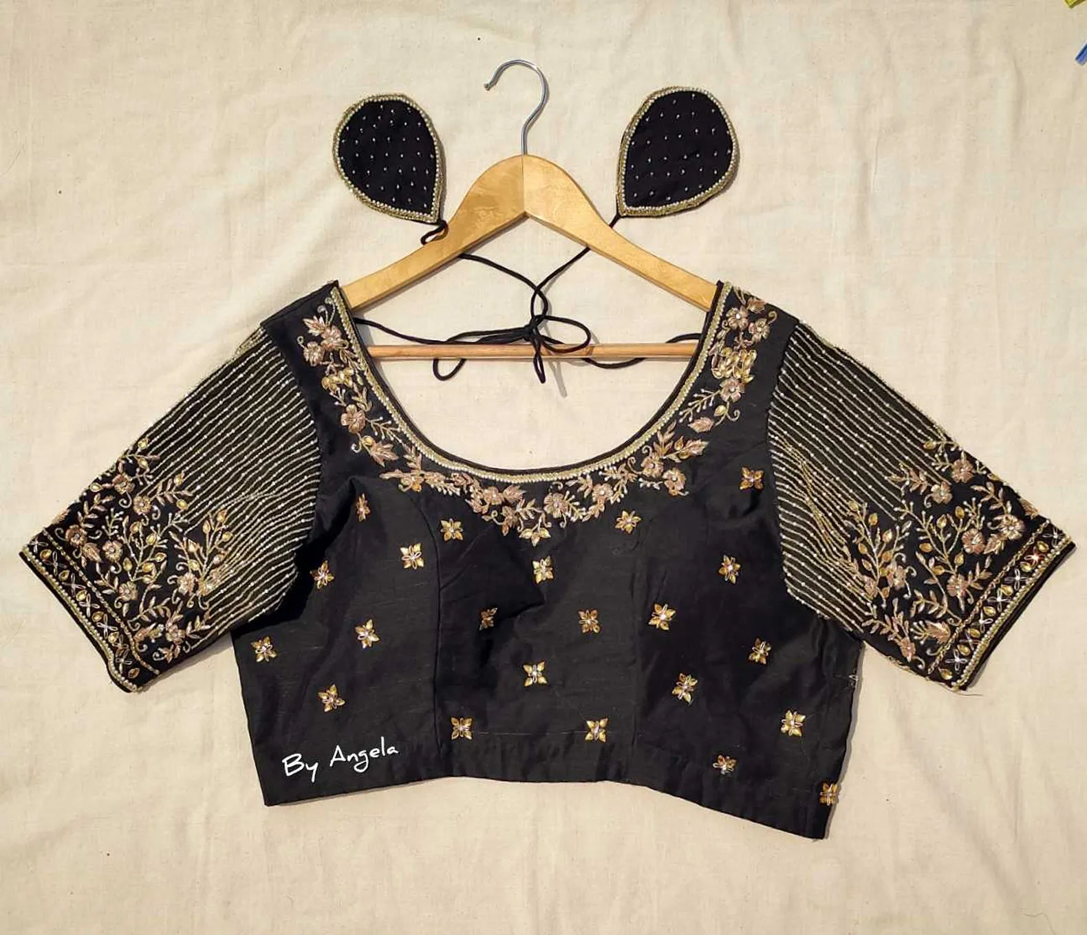 Kundan Floral Jaal Embroidered Blouse - Black