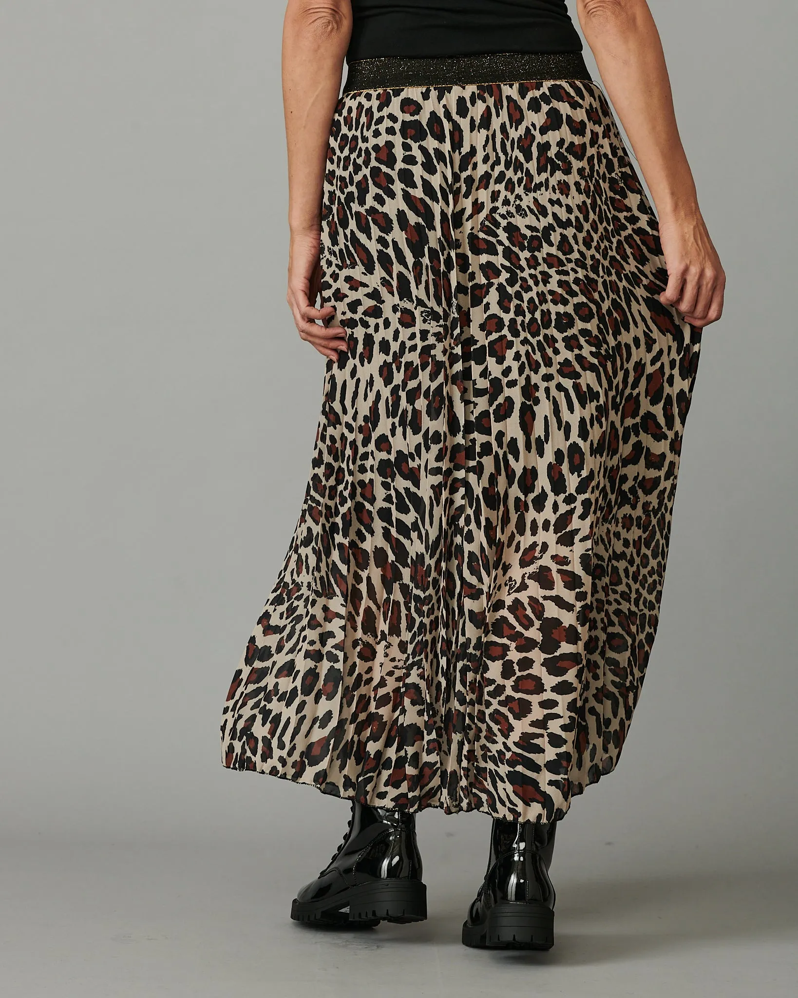 Leopard Pleated Skirt