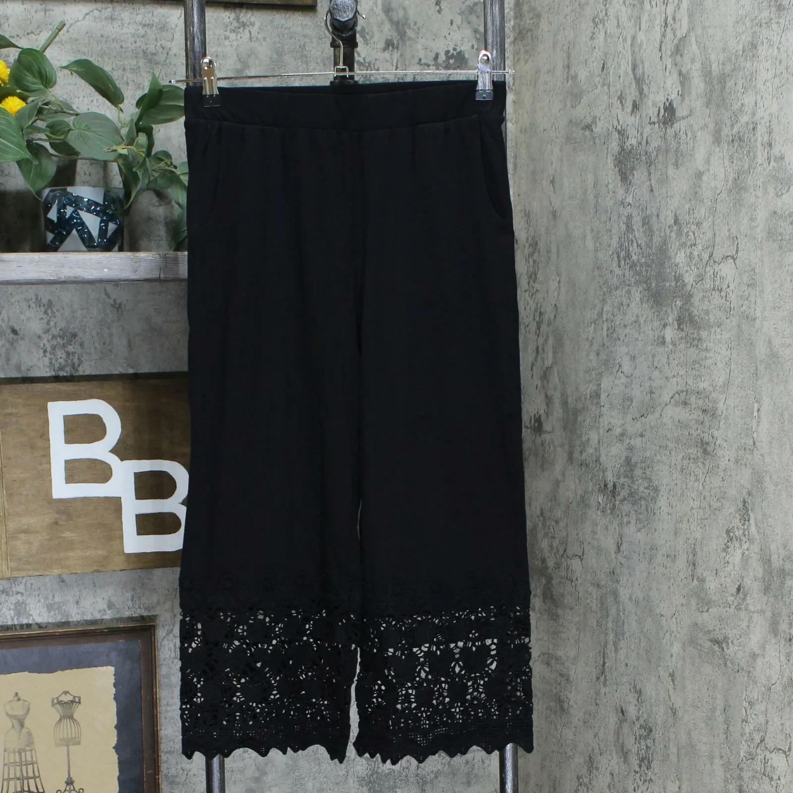 LOGO by Lori Goldstein Women's Knit Crop Pants With Crochet Detail