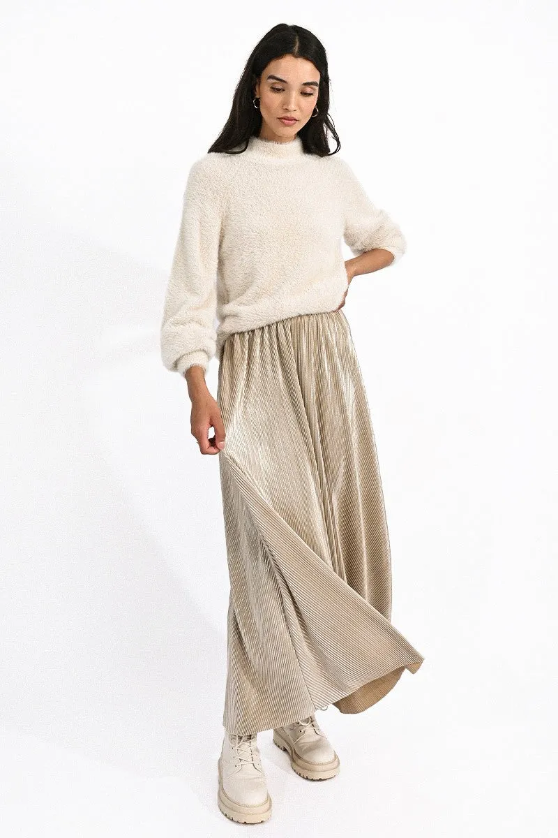 LONG PLEATED SKIRT