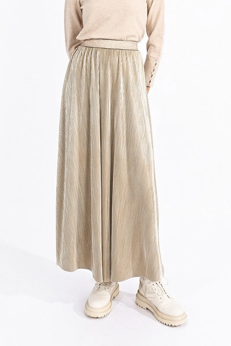 LONG PLEATED SKIRT