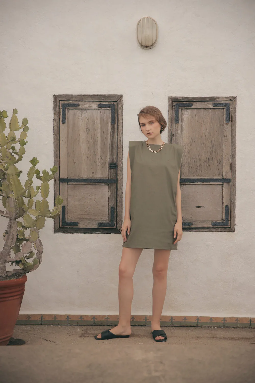 LUCIEN Padded Sleeve Tshirt Dress with Pockets (Olive)