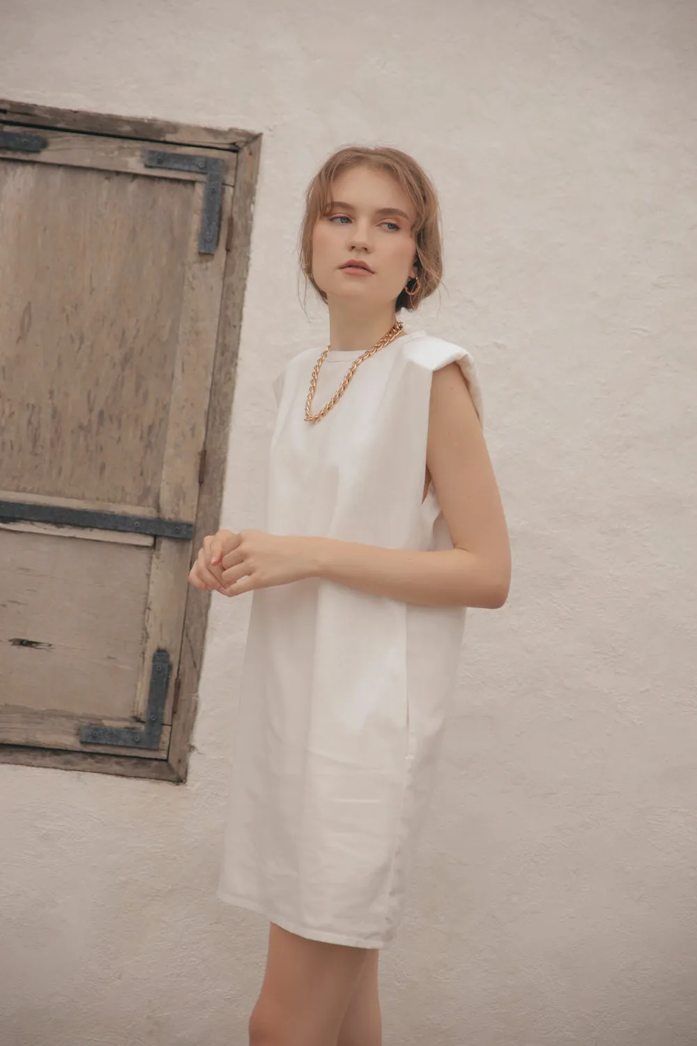 LUCIEN Padded Sleeve Tshirt Dress with Pockets (White Linen)