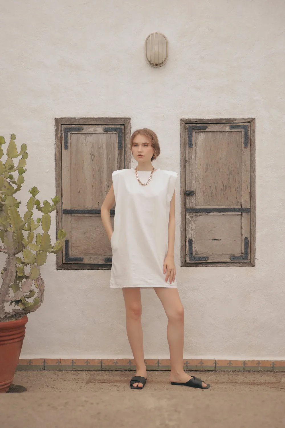 LUCIEN Padded Sleeve Tshirt Dress with Pockets (White Linen)