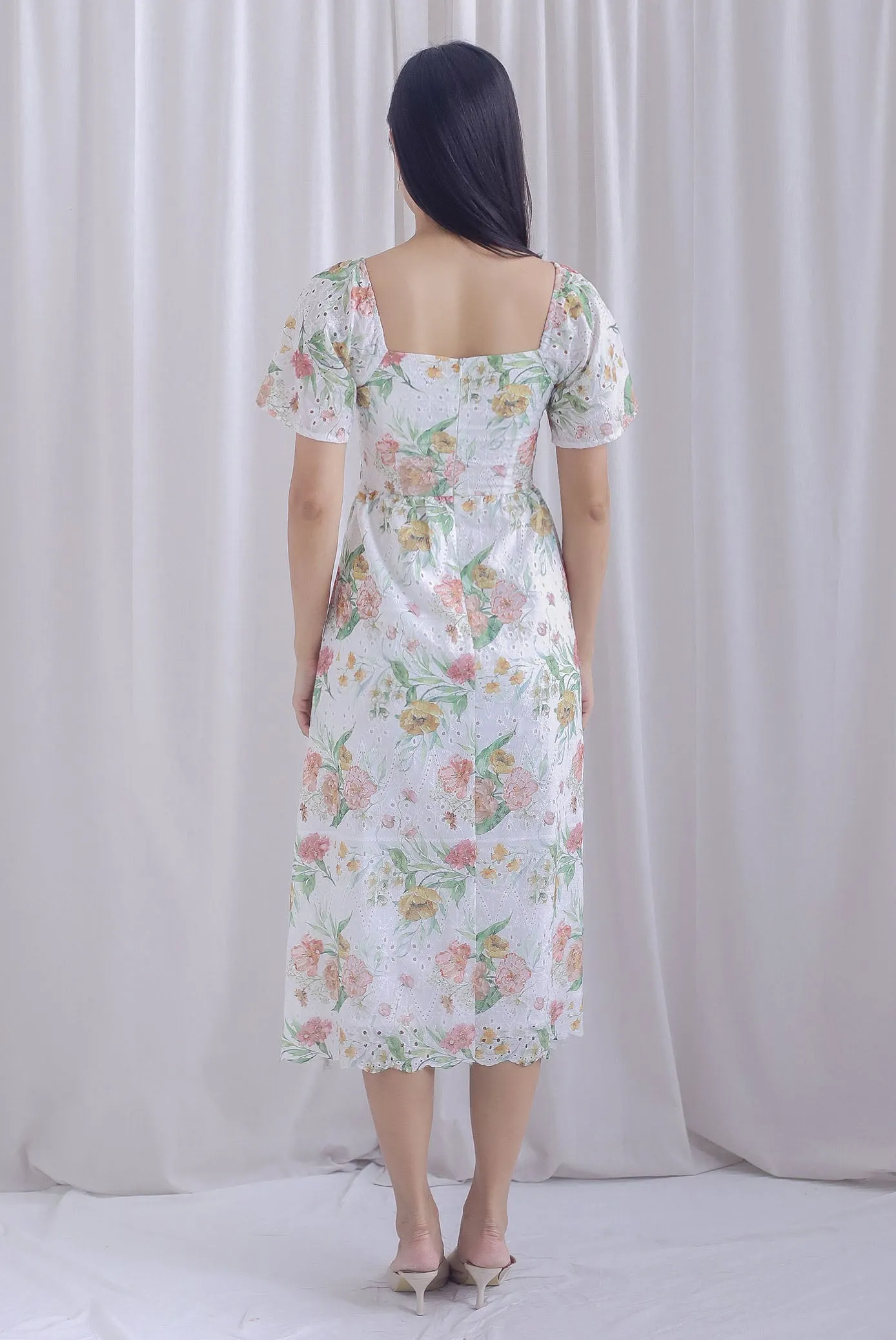 Madeleine Floral Print Eyelet Sleeved Dress In Pink