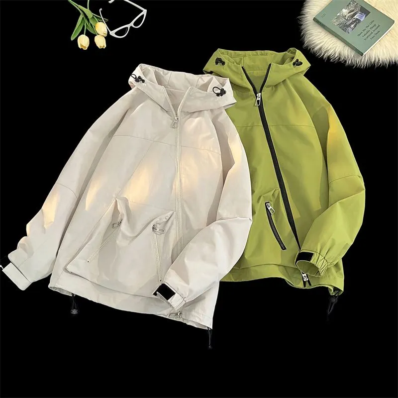 Men's Relaxed-Fit Cargo Rain Coat with Drawstring Hem and Hood