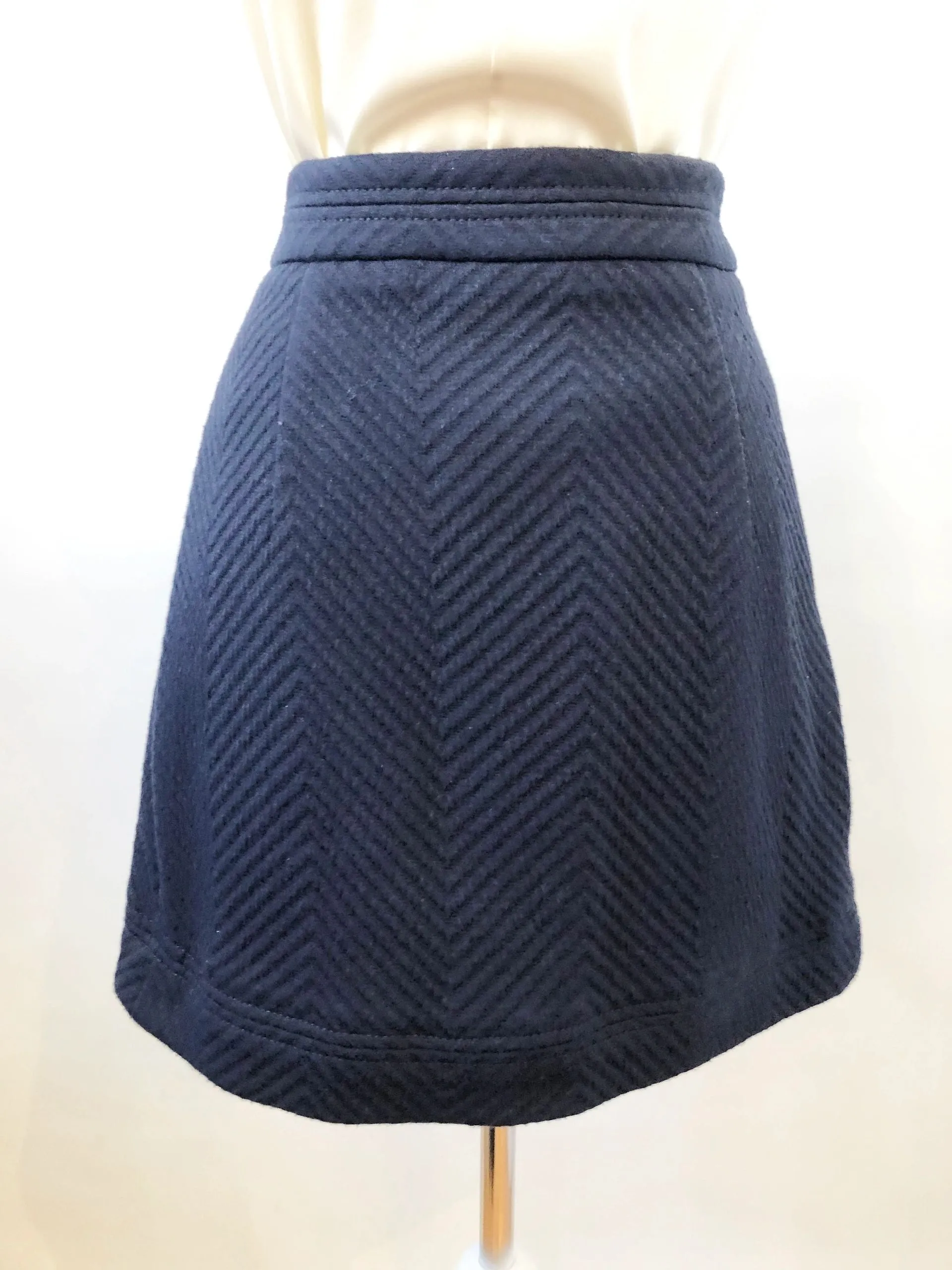 Mini Skirt Size 42 It (6 Us)