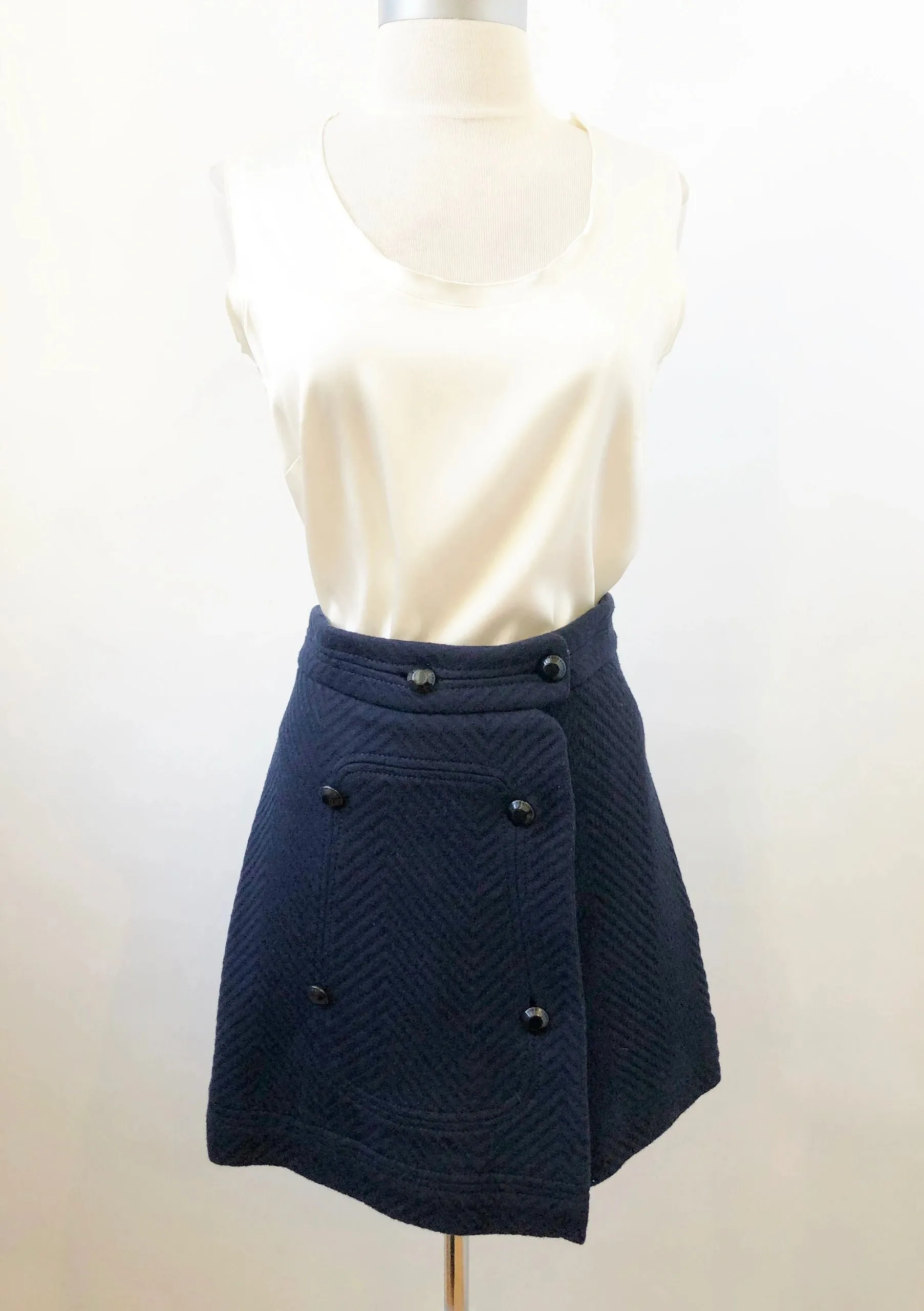 Mini Skirt Size 42 It (6 Us)