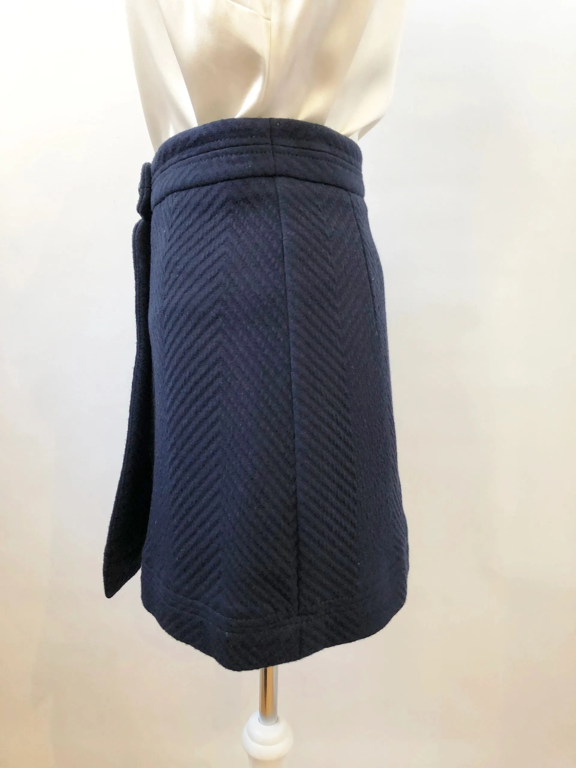 Mini Skirt Size 42 It (6 Us)