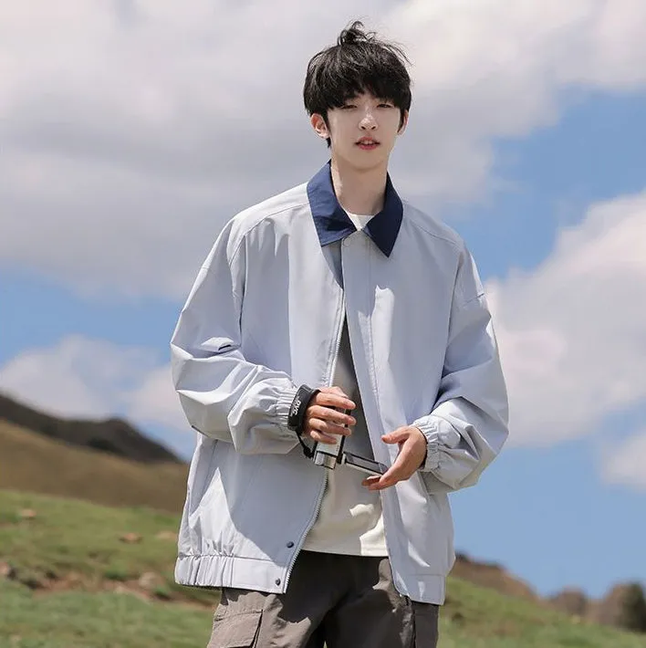 Modern Relaxed-fit Rain Jacket for Men with Windproof Features