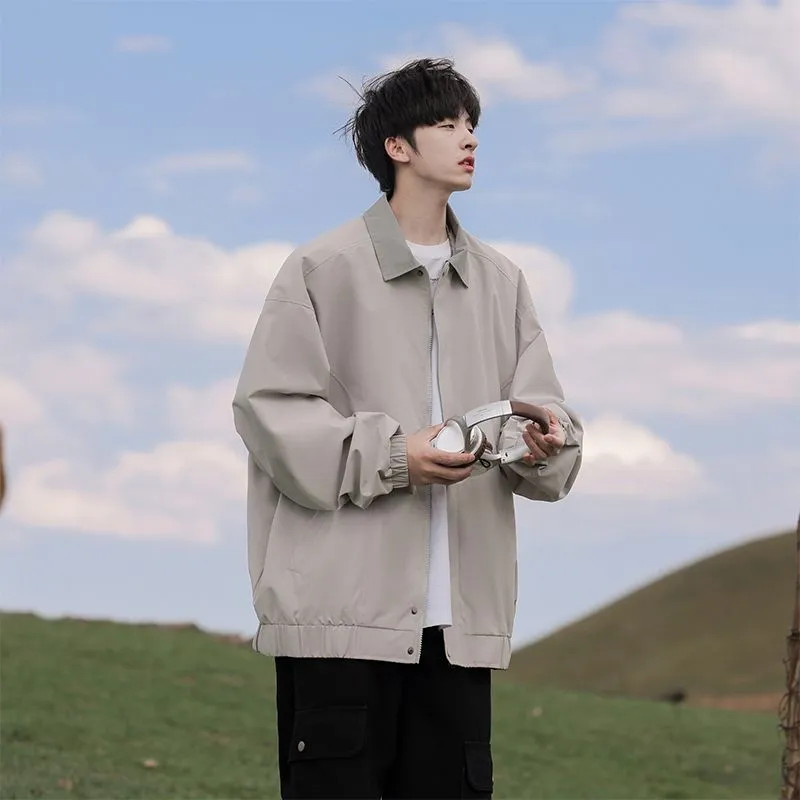 Modern Relaxed-fit Rain Jacket for Men with Windproof Features