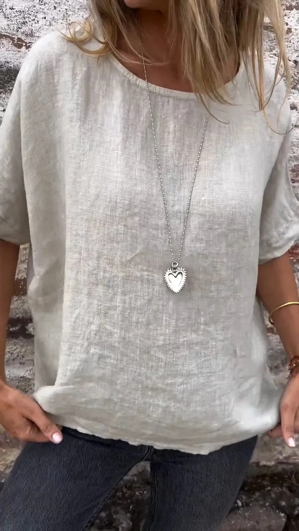 Naila - Half-sleeved cotton linen blouse with round neckline, solid color