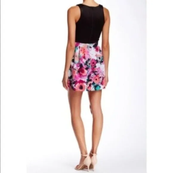 Necessary Objects Womens Pink Floral Pockets A Line Full Scuba Skirt  Sz L NWT