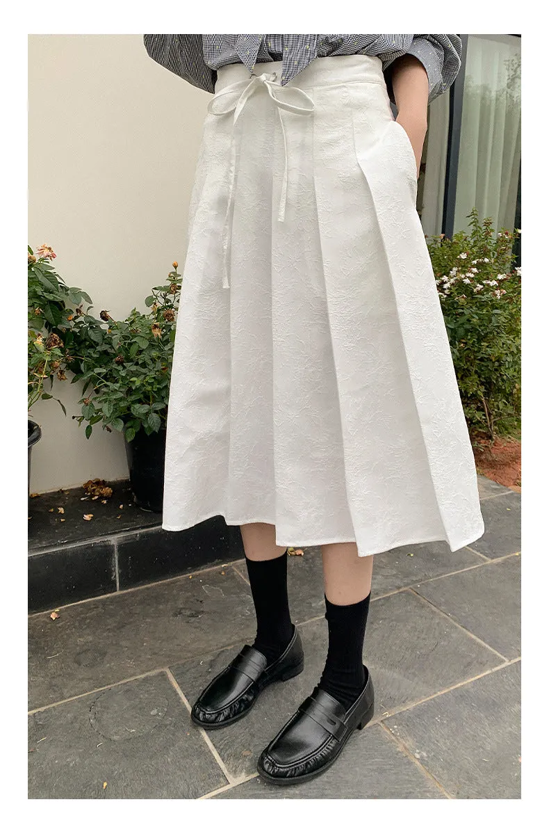 New Pleated skirt