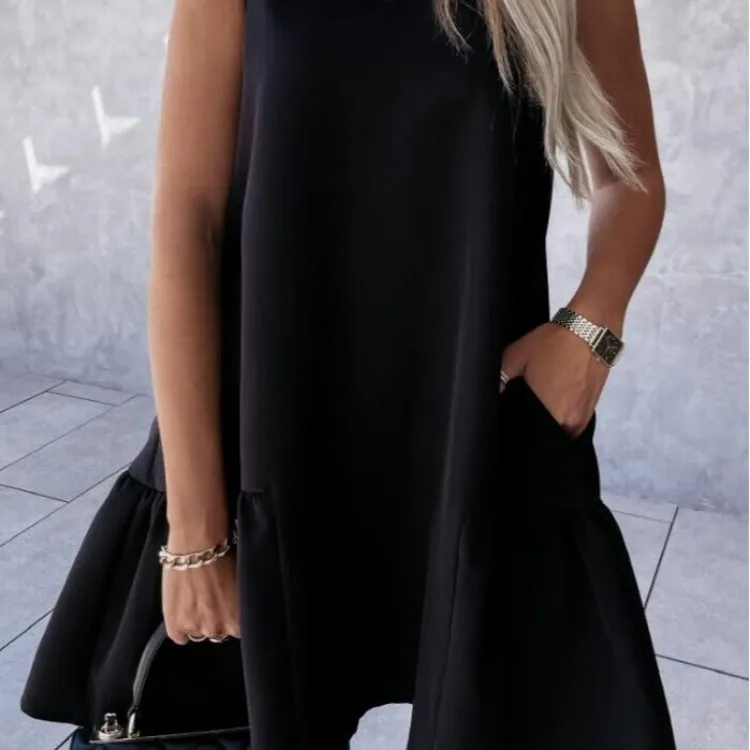 New Round Neck Sleeveless Simple And Fashionable Dress