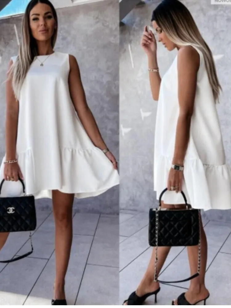 New Round Neck Sleeveless Simple And Fashionable Dress