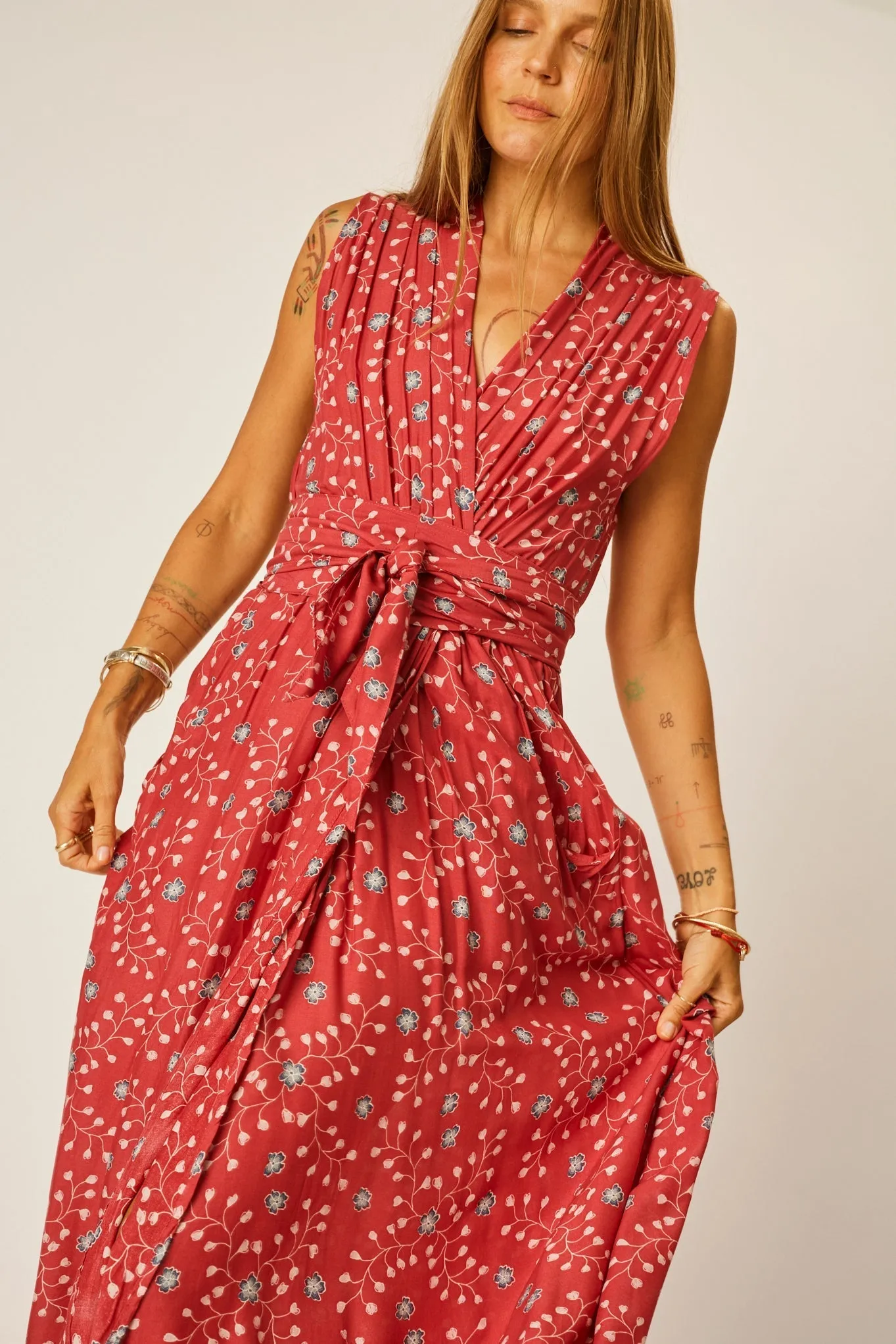 NICO SLEEVELESS MAXI