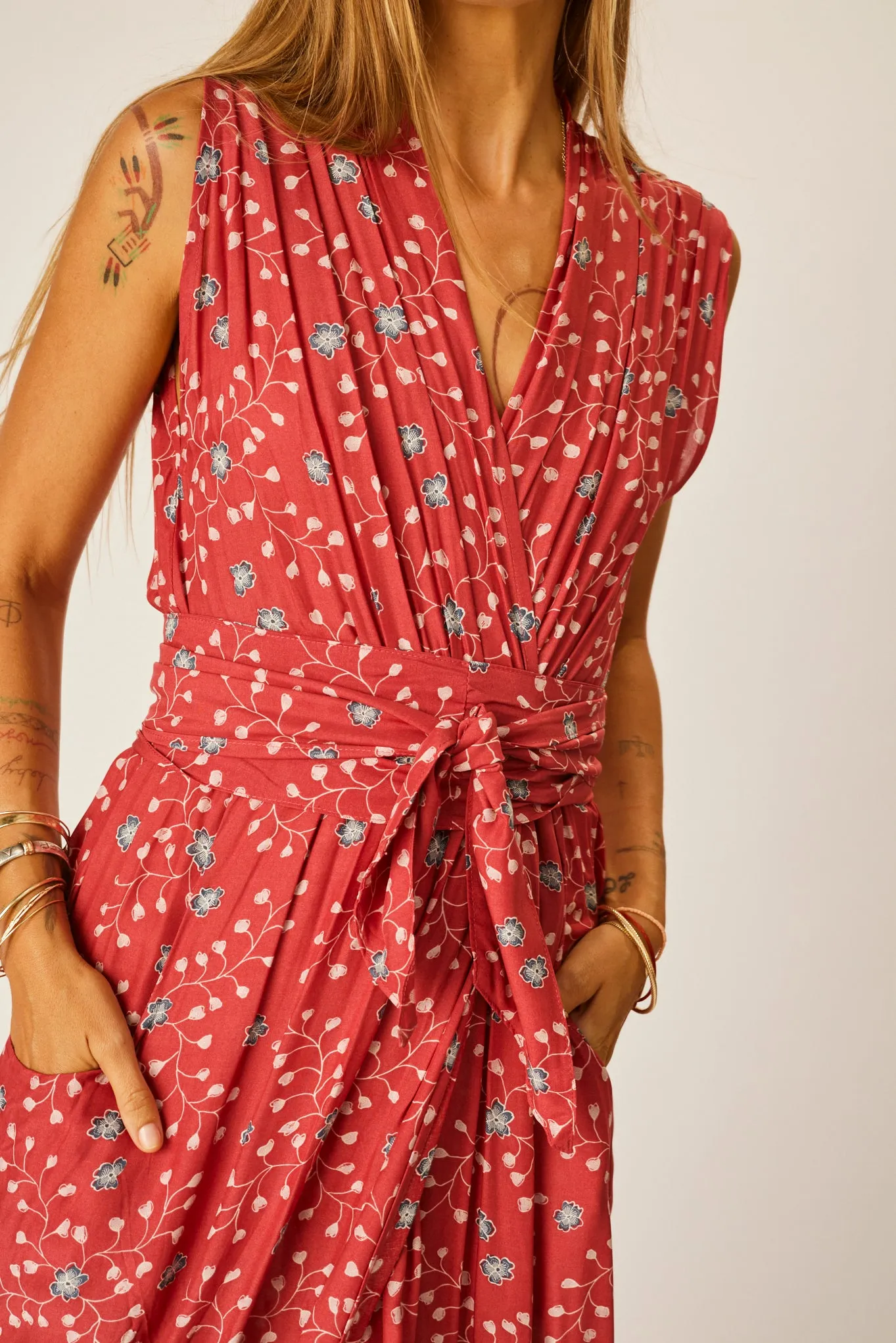 NICO SLEEVELESS MAXI