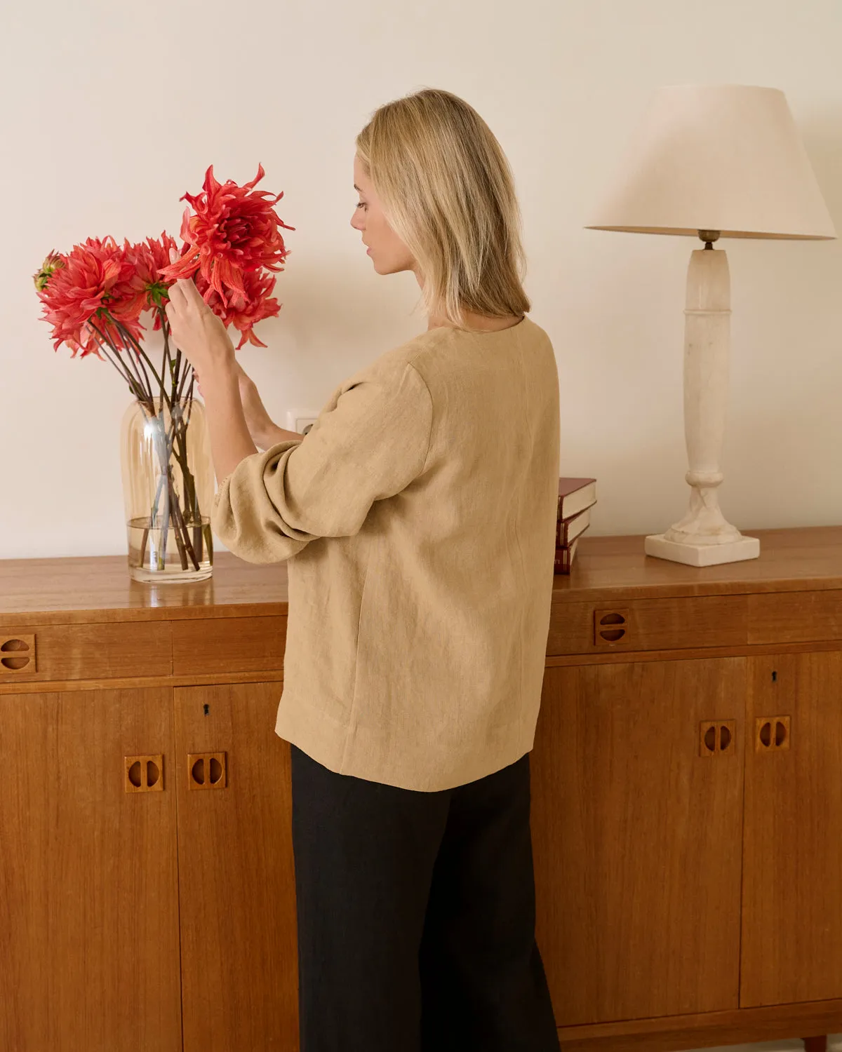 Paula - Linen Blouse in Sand
