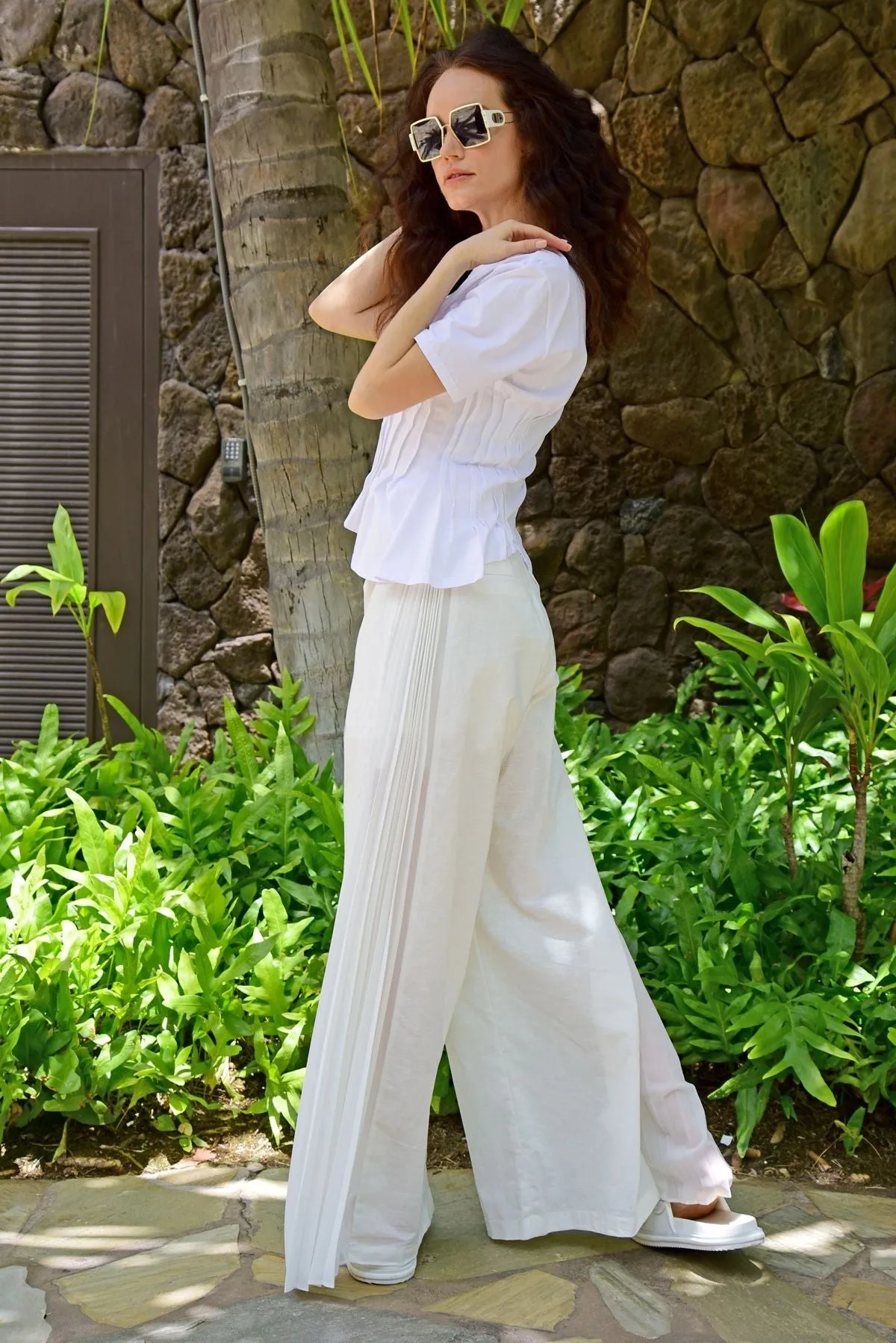 Pleated Dreams Trouser